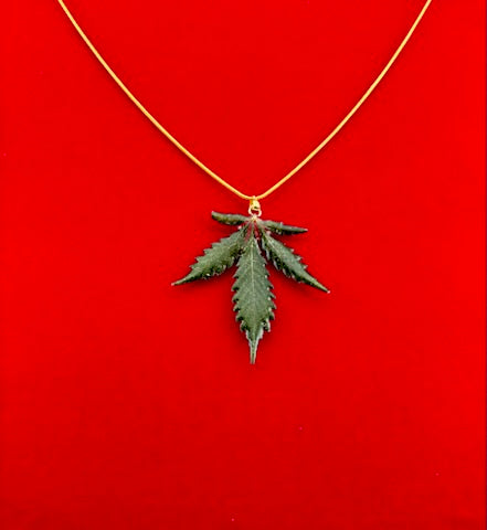 Hemp Leaf Pendant - Strain: Grapes & Cream#7