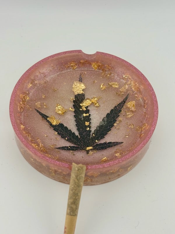 Hemp Ashtray - Circle Clear Pink